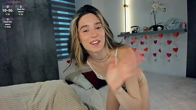 AntonettaTarring online show from February 16, 2026, 7:40 am