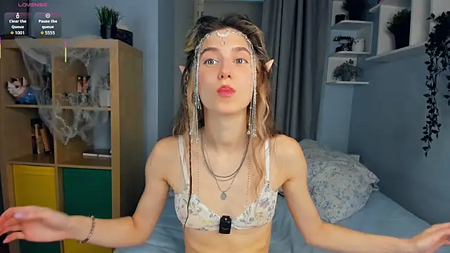 Snapshot of AntonettaTarring chatting on November 1, 2025, 7:24 am AntonettaTarring online show from November 1, 2025, 7:24 am