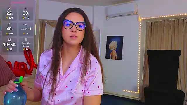 Angelina Musse online show from September 26, 2025, 5:36 am