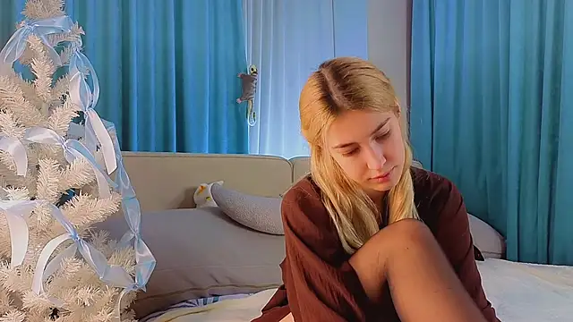 AngelicRice online show from December 20, 2025, 11:24 am