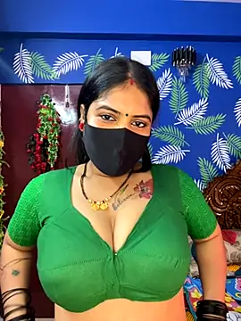 V-Hot-Sweti online show from November 13, 2025, 9:24 am