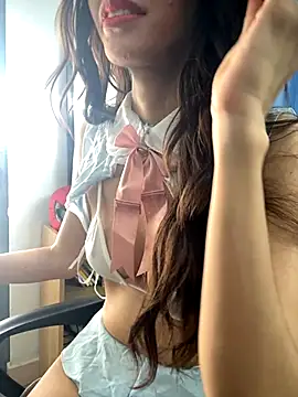  Rin hot online show from November 15, 2025, 1:53 am