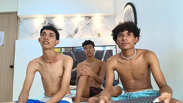 LONDON BOYS1 online show from October 26, 2025, 7:47 pm