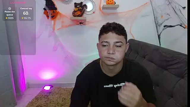 antonella n brian online show from October 27, 2025, 6:53 pm