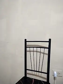 Snapshot of Aynara_19 chatting on November 13, 2025, 12:14 am Aynara 19 online show from November 13, 2025, 12:14 am