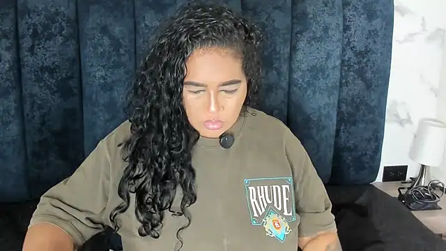 yunkeyc online show from February 13, 2026, 3:28 am