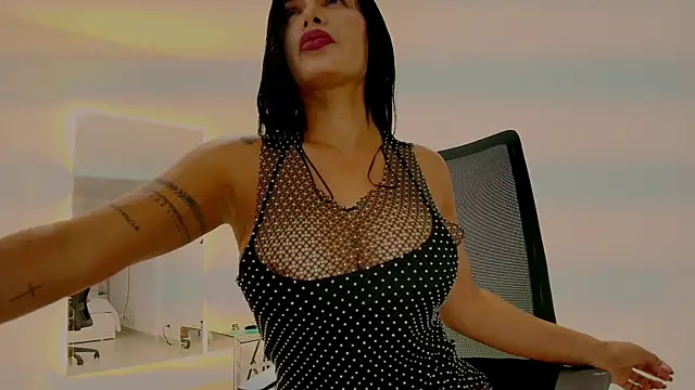 fitnessmommy online show from September 25, 2025, 3:18 pm