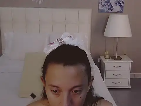 Perla vonrose online show from September 22, 2025, 12:44 pm