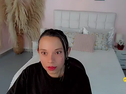 Perla vonrose online show from October 1, 2025, 12:09 pm