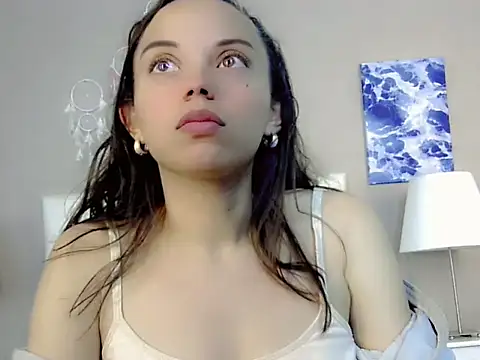 Perla vonrose online show from September 19, 2025, 1:48 pm