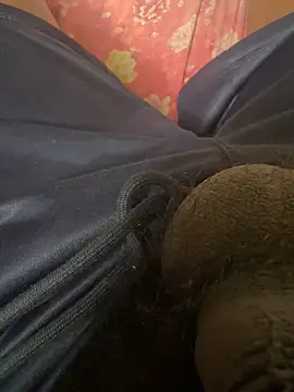 Snapshot of babybaby2000- chatting on November 3, 2025, 2:28 am babybaby2000- online show from November 3, 2025, 2:28 am