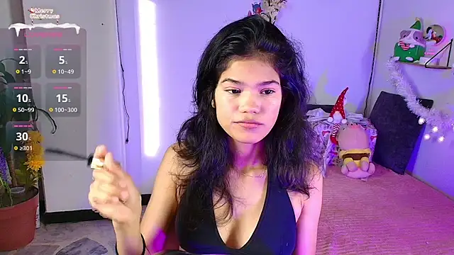 emycarver09 online show from November 11, 2025, 11:38 am