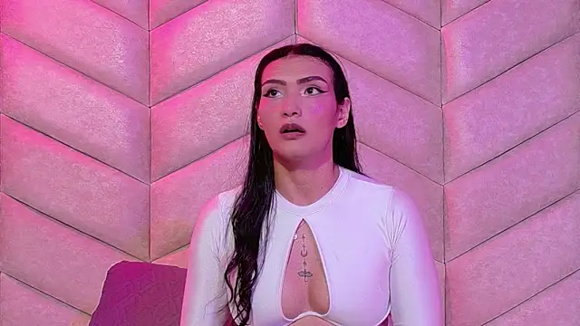 samiradoll online show from November 26, 2025, 3:39 am