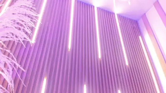 Snapshot of ArianaSantana chatting on December 15, 2025, 1:06 pm ArianaSantana online show from December 15, 2025, 1:06 pm