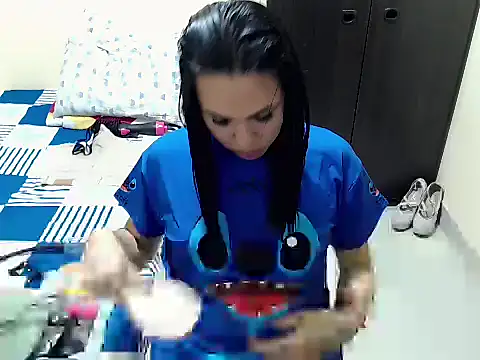 missblu online show from October 8, 2025, 2:13 am