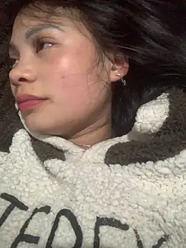 Snapshot of Nh64 chatting on February 10, 2026, 3:22 pm Nh64 online show from February 10, 2026, 3:22 pm