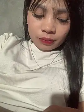 Snapshot of Nh64 chatting on February 12, 2026, 11:54 am Nh64 online show from February 12, 2026, 11:54 am