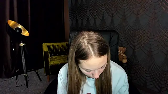MilaAddams online show from July 7, 2026, 6:47 am