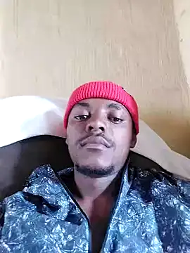 Snapshot of Hluga_25 chatting on February 15, 2026, 10:25 am Hluga 25 online show from February 15, 2026, 10:25 am