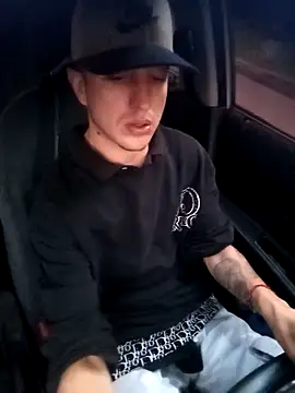 Snapshot of DebutingPathway chatting on December 19, 2025, 11:12 am DebutingPathway online show from December 19, 2025, 11:12 am