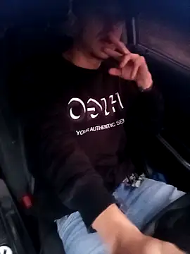 Snapshot of DebutingPathway chatting on December 18, 2025, 11:14 am DebutingPathway online show from December 18, 2025, 11:14 am