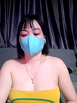 ChunkyLy online show from September 20, 2025, 2:44 pm