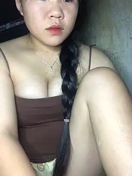 Snapshot of Linhmai_bb chatting on September 23, 2025, 3:08 pm Linhmai bb online show from September 23, 2025, 3:08 pm
