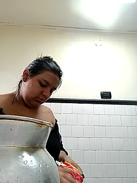 Snapshot of DakotaKS chatting on November 29, 2025, 11:54 am DakotaKS online show from November 29, 2025, 11:54 am