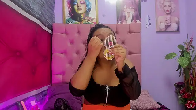 Snapshot of DakotaKS chatting on October 15, 2025, 4:44 am DakotaKS online show from October 15, 2025, 4:44 am