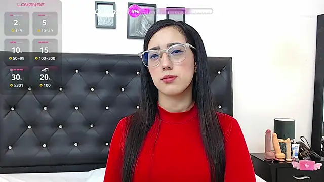 ivorynoir online show from February 12, 2026, 1:22 pm