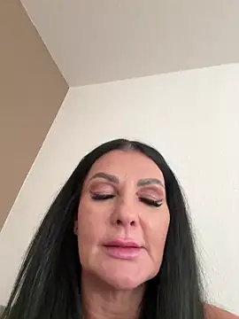 Nola Luxx-offiziell online show from November 12, 2025, 12:31 pm