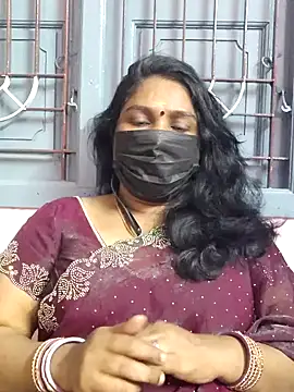 Tamil Azhaghi25 online show from December 4, 2025, 7:24 pm