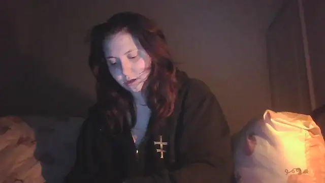 RoseMaee online show from October 5, 2025, 9:49 pm