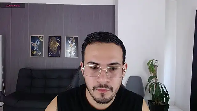 Arontrey21 online show from September 13, 2025, 7:14 pm