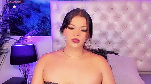 Snapshot of Valeria_Swett_ chatting on May 28, 2026, 8:15 pm Valeria Swett online show from May 28, 2026, 8:15 pm