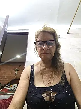 MaryLunne online show from March 29, 2026, 12:01 am