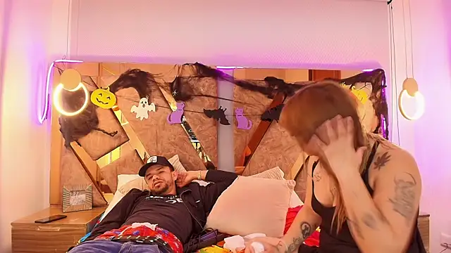 genessis  david online show from October 7, 2025, 2:56 am