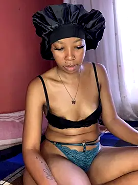 Pretty Beauty online show from October 6, 2025, 1:23 pm