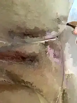 ycassiane21 online show from November 6, 2025, 12:58 am