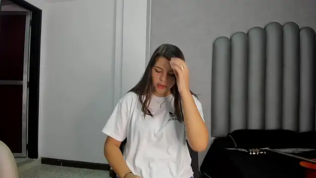 Charlotte-Star online show from November 11, 2025, 10:37 pm