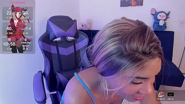 johansstiv2007 online show from October 19, 2025, 11:13 am