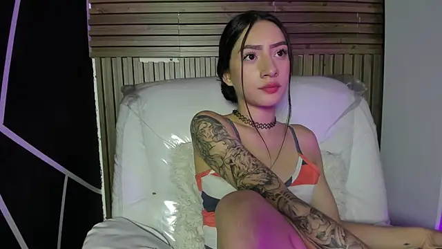 AlliceCopper online show from September 11, 2025, 12:43 am