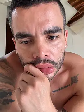 Bruno De Lucaa  online show from September 11, 2025, 4:51 pm
