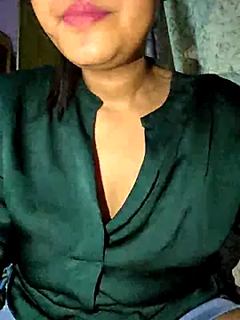 Tasty Crush online show from October 15, 2025, 7:33 pm