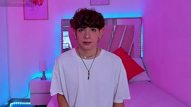 joshclarkth online show from September 13, 2025, 6:41 pm