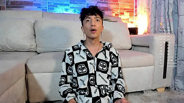 Snapshot of mhatias_ chatting on February 4, 2026, 3:23 am mhatias online show from February 4, 2026, 3:23 am