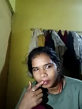 Snapshot of Jaya_Iyer chatting on October 13, 2025, 11:27 pm Jaya Iyer online show from October 13, 2025, 11:27 pm