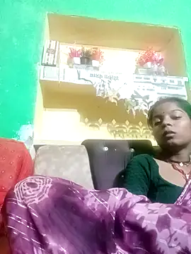 Snapshot of Hema4545 chatting on October 8, 2025, 7:14 pm Hema4545 online show from October 8, 2025, 7:14 pm