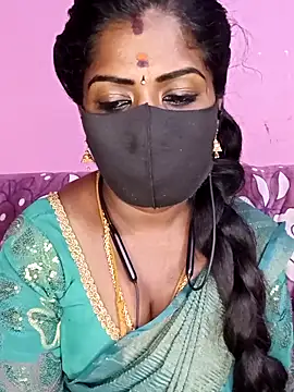 Snapshot of tamilammukuttyy chatting on April 25, 2026, 1:41 pm tamilammukuttyy online show from April 25, 2026, 1:41 pm