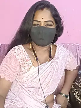Snapshot of tamilammukuttyy chatting on June 2, 2026, 4:34 am tamilammukuttyy online show from June 2, 2026, 4:34 am
